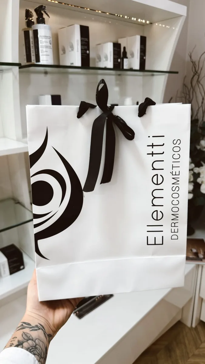 Produtos Ellementti em uma experiência técnica de marca